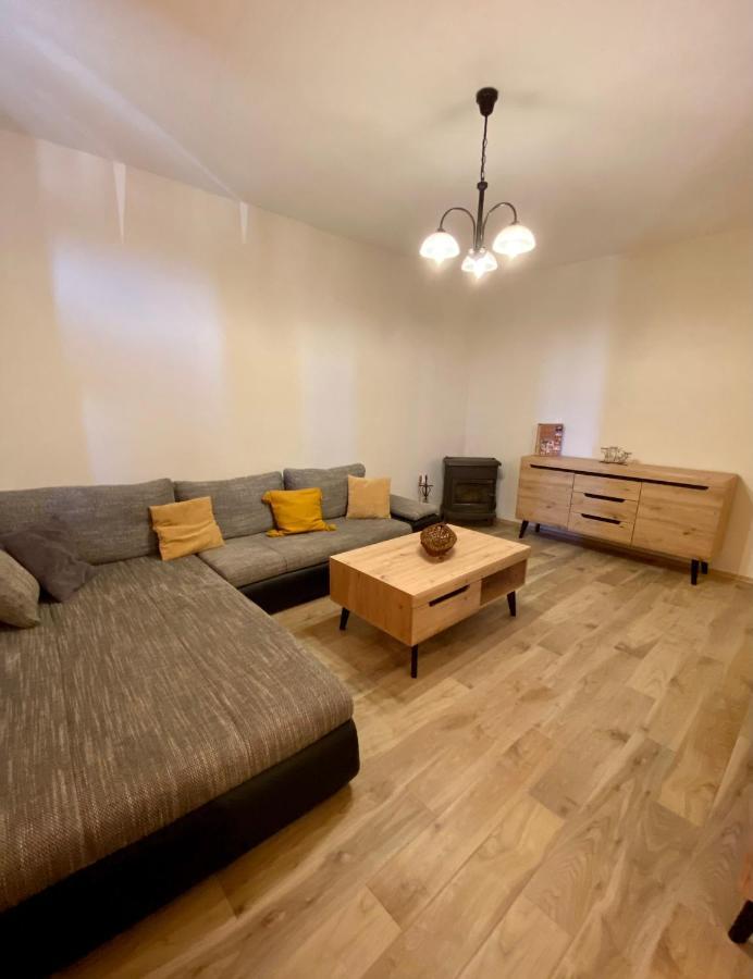 Apartment With Balcony And Free Parking Zadar Eksteriør billede